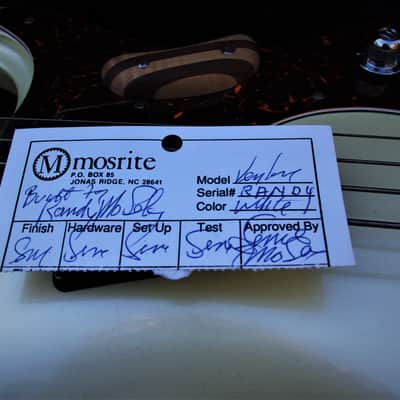Mosrite VENTURES Bass 1991 White Pearl. The last guitar built by Semie Moseley. RAREST. Only one image 22