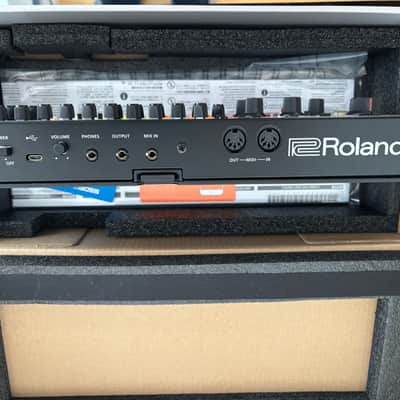 Roland Boutique Series TR-08 Analog Modeling Drum Machine 2017 - Present - Black image 2