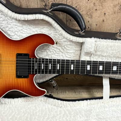 Gibson Longhorn Double Cut 2008 "Guitar of the Month" Heritage Cherry Sunburst image 2