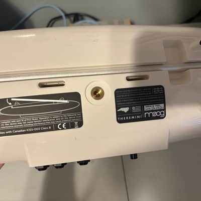 Moog Theremini Theremin 2018 - Present - White image 5