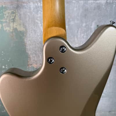 Harmony Silhouette with Rosewood Fretbaord 2023 - Present - Champagne image 10