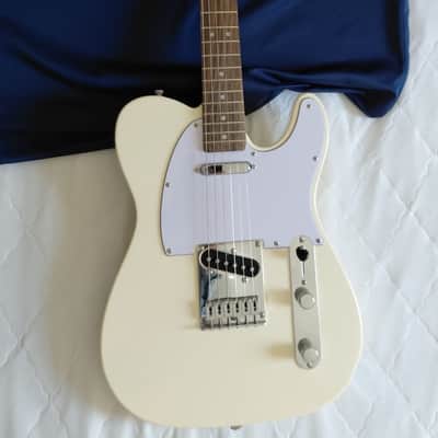 Squier Affinity Telecaster 2025 - Olympic white
