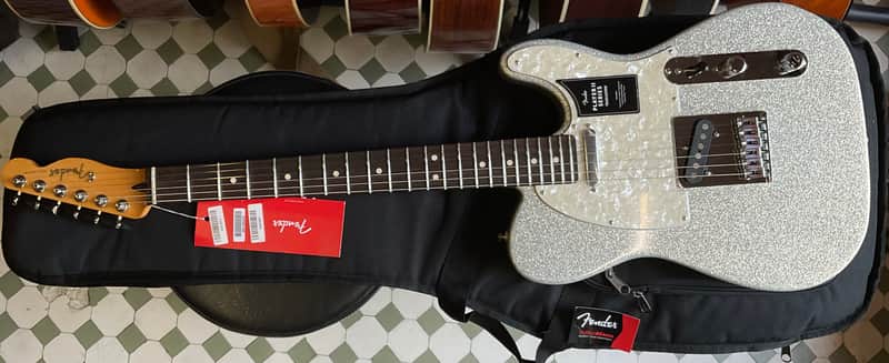 Fender 75th Anniversary Player II Telecaster®, Rosewood Fingerboard, Diamond Dust Sparkle