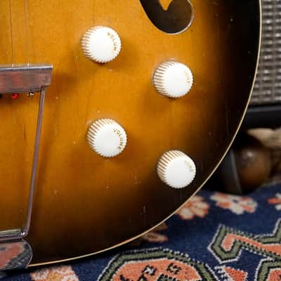 Harmony H54 Rocket 1959 - 1967 - Brown Sunburst image 4