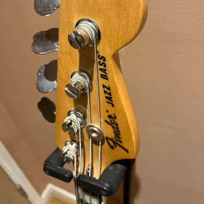 Fender Classic Series '70s Jazz Bass 2008 - 2016 - 3-Color Sunburst image 7