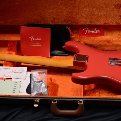 Fender American Vintage II 1961 Stratocaster 2024 - Fiesta Red image 8