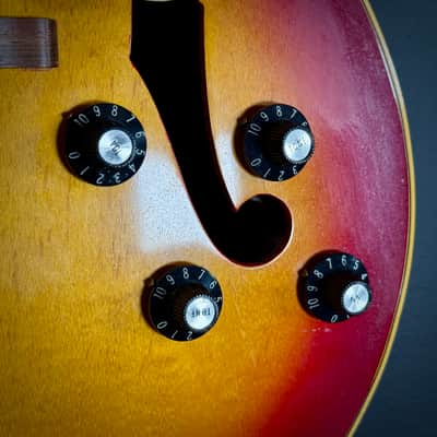 1968 Gibson Barney Kessel Regular - Cherry Sunburst - All Original image 8