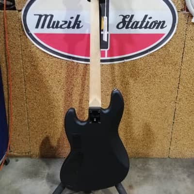 Squier Contemporary Action Jazz Bass HH Flat Black image 7