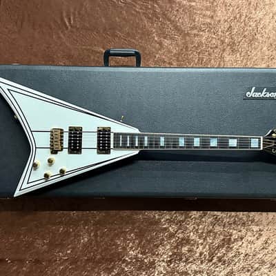 Jackson USA Randy Rhoads Tribute Edition Vintage Tremolo -White w/Blk Pin Stripe- [GSB019] image 1