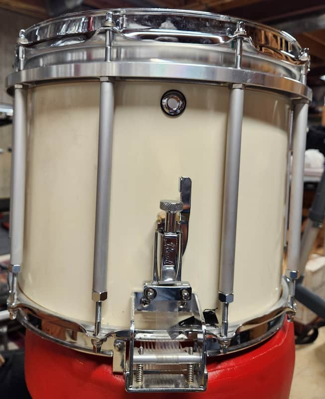 Pearl Free floating Marching Snare image 1