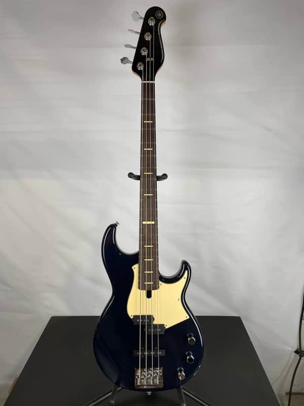 Yamaha BBP34 Japan 4-String Bass Guitar, Rosewood Fingerboard, Midnight Blue image 1