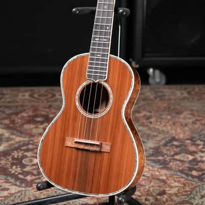 Martin Custom Shop Tenor Ukulele - Blistered Koa Gloss with Hardshell Case image 13