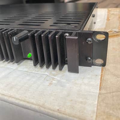 Bryston 2B-LP Pro Dual Mono Amplifier - Black image 5