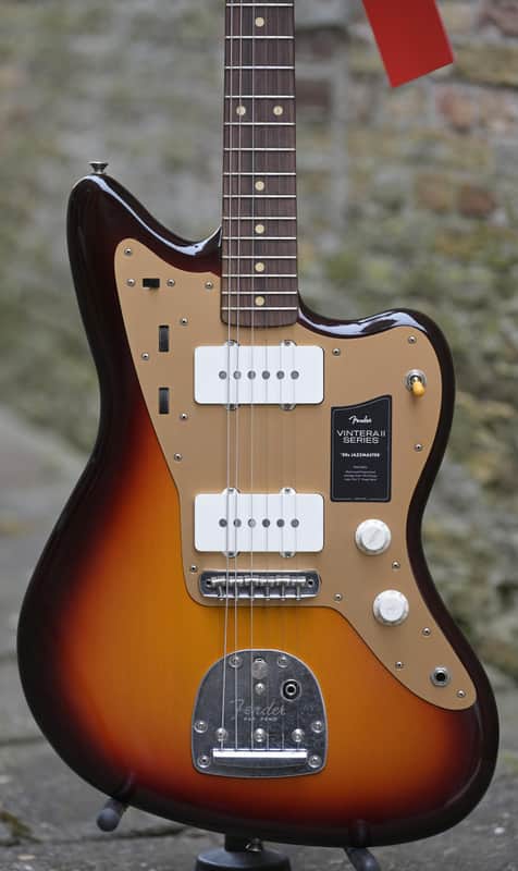 Fender Limited Edition Vintera II Road Worn 50s Jazzmaster- 3-Color Sunburst(4) image 1