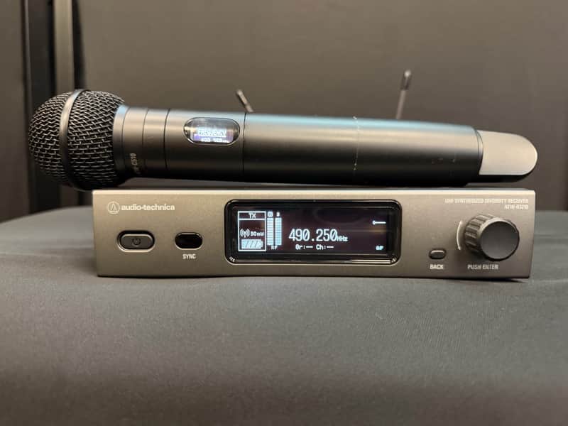 Audio Technica ATW-3210/C510 Wireless Handheld Mic System image 1