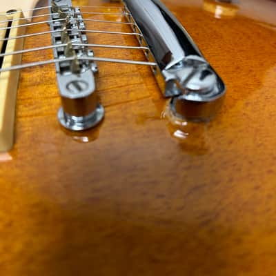 Cort Single Cut 1986 Electric LP Style Guitar w/Case image 10