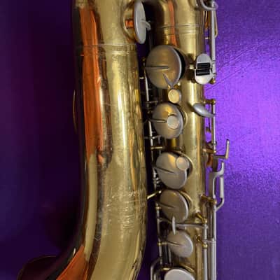 Buescher Aristocrat Tenor Saxophone - Lacquer image 2