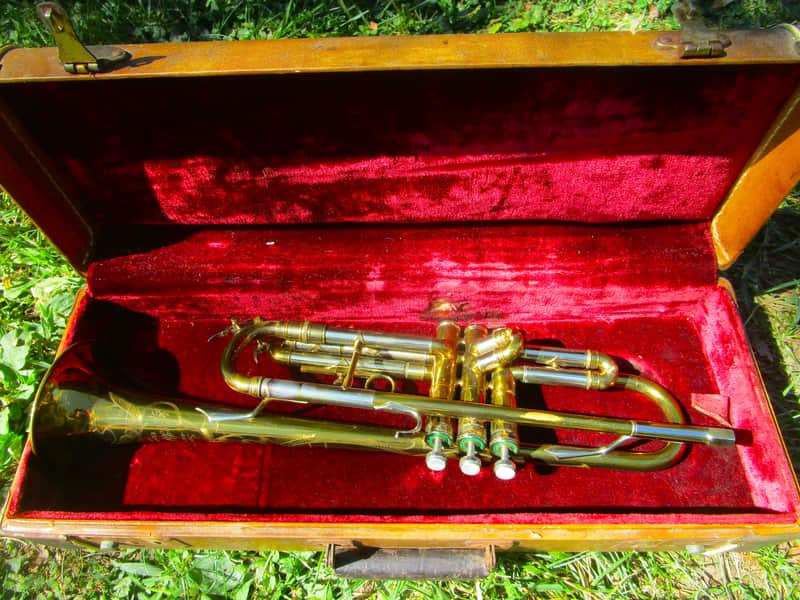 Blessing Super Artist Trumpet, 1952, Gold Lacquer, Case, Super Clean image 1