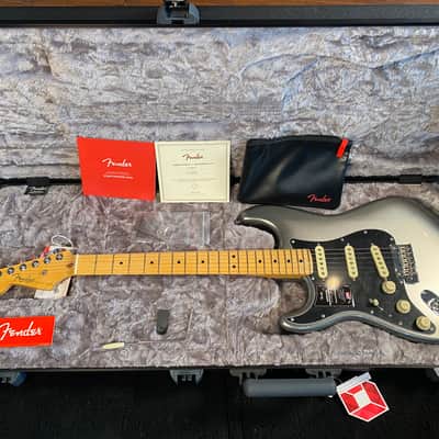 Fender American Professional II Stratocaster Left-Handed Maple Mercury #US210088396  7lb 9.1oz image 1