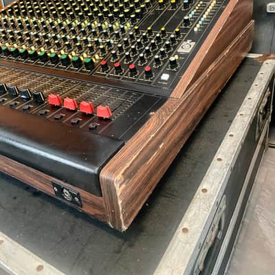 Yamaha M916 "Japa-Neve" Vintage Recording Console | Fully Restored & Recapped | 16 CAPI/API-Style Transformer-Balanced Direct Outs - Headbangers Mod. | External Rackmount Power Supply image 7