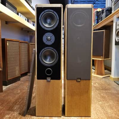 Canton Ergo 70 Floor-Standing Speakers - Oak Finish image 1