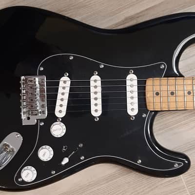 Fender 1994 Stratocaster Guitar Black with Maple Neck & Gilmour MOD & Fender Locking Tuners image 5