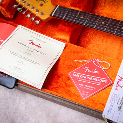 FENDER USA American Vintage II '61 Stratocaster "Olympic White + Rosewood" (2024) image 3