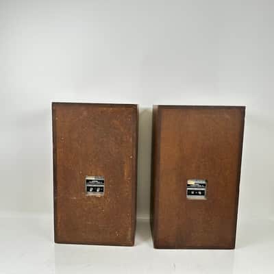 Vintage KLH Model 22 Speakers - One Pair image 2