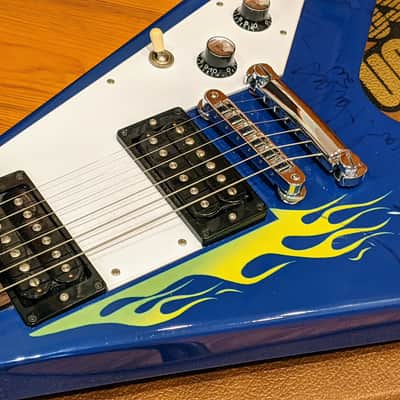 Gibson 1999 Flying V98 Hard Rock Limited 1 of 25 Blue Guitar w/OHSC & Shirt, RARE, EXC Condition! image 6