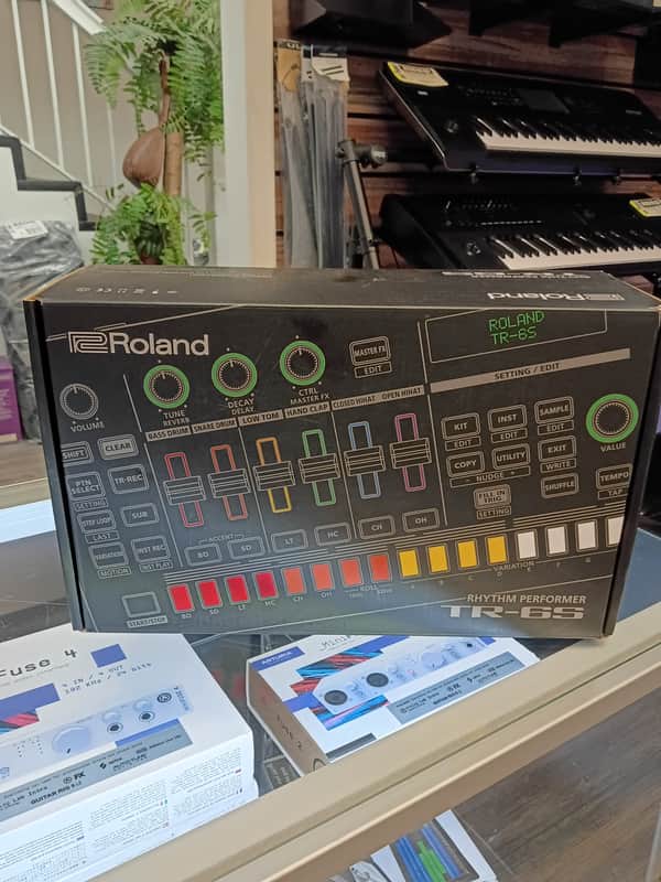 Roland TR-6S Rhythm Composer 2026 - Black image 1