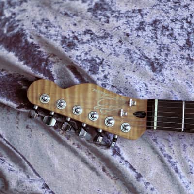 GB Liuteria Traditional Tele walnut burl and resin green image 20