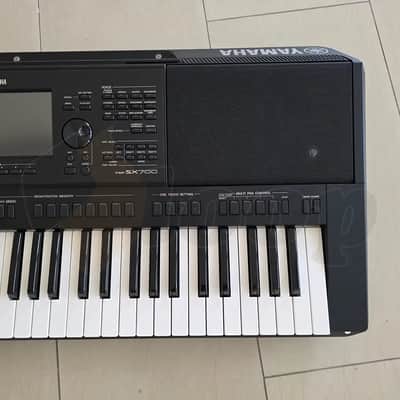 Yamaha PSR-SX700 61-Key Arranger Workstation image 3