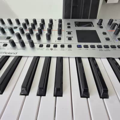 Roland Gaia 2 37-Key 22-Voice Synthesizer 2023 - Present - Silver image 4
