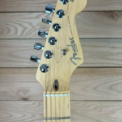 Fender 50th Anniversary Stratocaster 2004 - 2-Tone Sunburst image 8