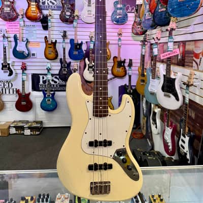 Squier Jazz Bass Made In Japan, Cream White - Pre Owned image 2