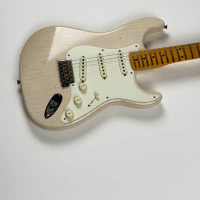 Fender CUSTOM SHOP STRATOCASTER 56 LTD JRN AWBL image 11