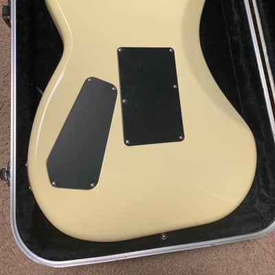 Kramer Focus 2000 Made in Japan shredder image 7