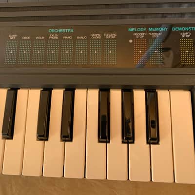 Yamaha PSS-130 PortaSound 1908s Electronic Keyboard Synth VGC in Box w Org. Power Supply image 5