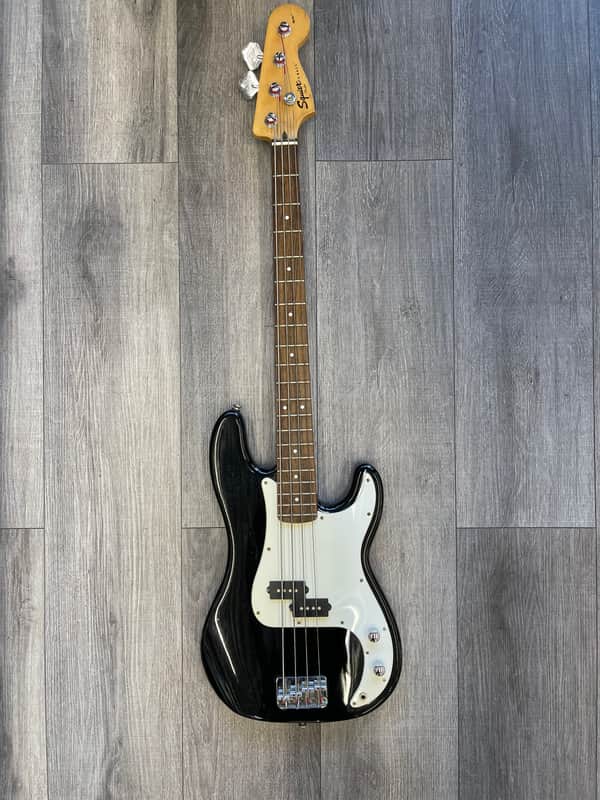 Squier Affinity Precision Bass 1999 - 2012 - Black image 1