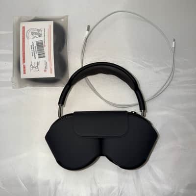 Apple AirPods Max 1st Gen Space Gray – MINT/Like New – Worn Once + $60 Covers, Extras & Free Shipping image 3