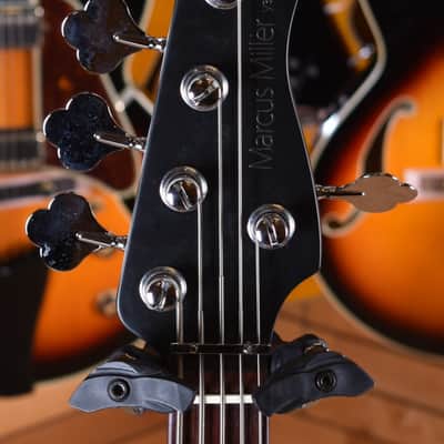 Sire Marcus Miller V3 5 Black Satin image 8