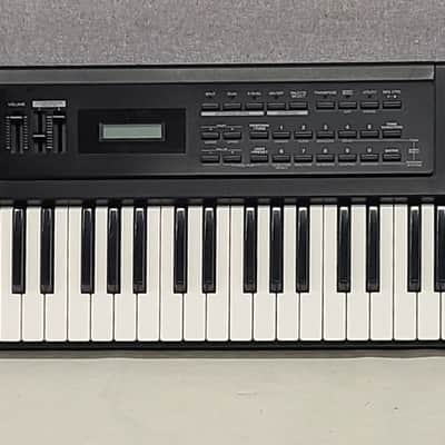 Vintage Roland XP-10;Keyboard / Multi-Timbral Synthesizer 61 Keys Tested