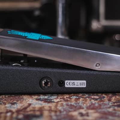 Dunlop Cry Baby Daredevil Fuzz Wah Pedal image 3