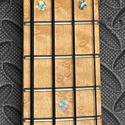 Peavey USA Millennium plus Trans Purple flamed maple image 4