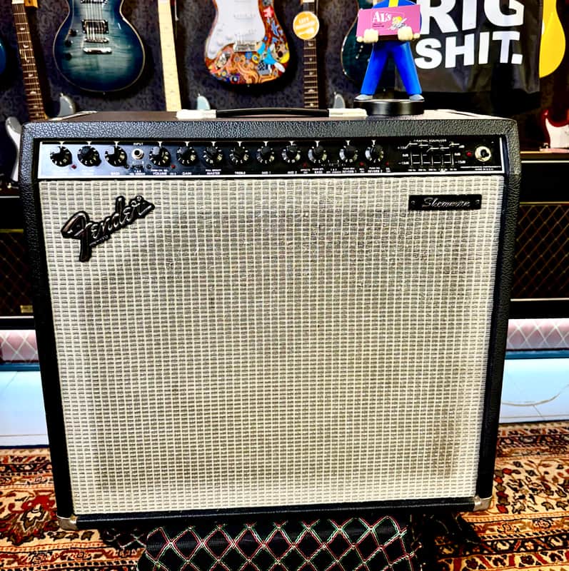 Fender SHOWMAN COMBO 1x15 “ 200 Watts Solid State 1982-1983 Paul Rivera Era Super Rare image 1