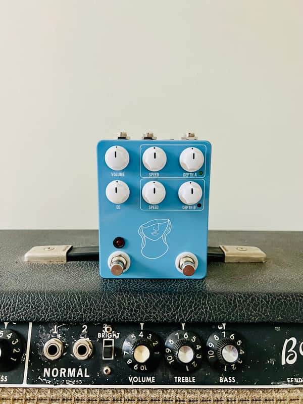 JHS Artificial Blonde Madison Cunningham Signature Vibrato 2022 - Present - Blue image 1