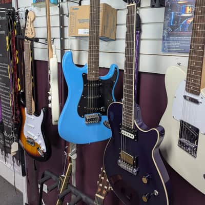 Fender Squier Sonic Stratocaster Electric Guitar – Strat Style – Lightweight – Great Player - Blue image 8