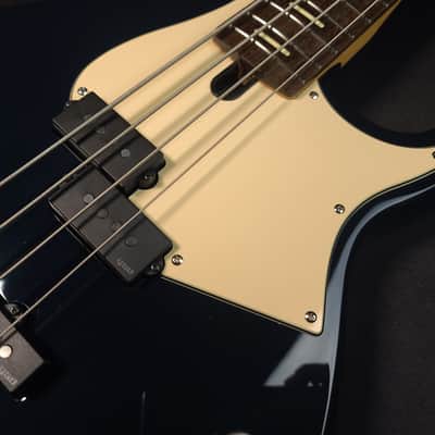 Used Yamaha BBP34 4 String Electric Bass Midnight Blue w/case image 7