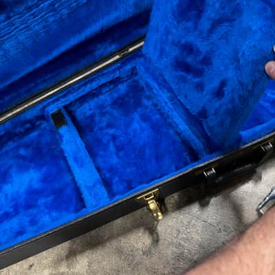 Vintage 1980s Gibson Bass Guitar Hardshell Case, Black, Blue Plush Lining image 4