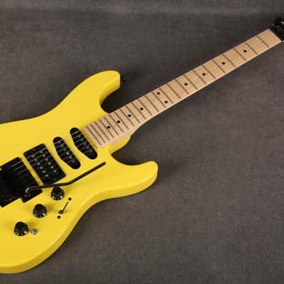 Fender Made in Japan HM Strat - Frozen Yellow - 2nd Hand image 11